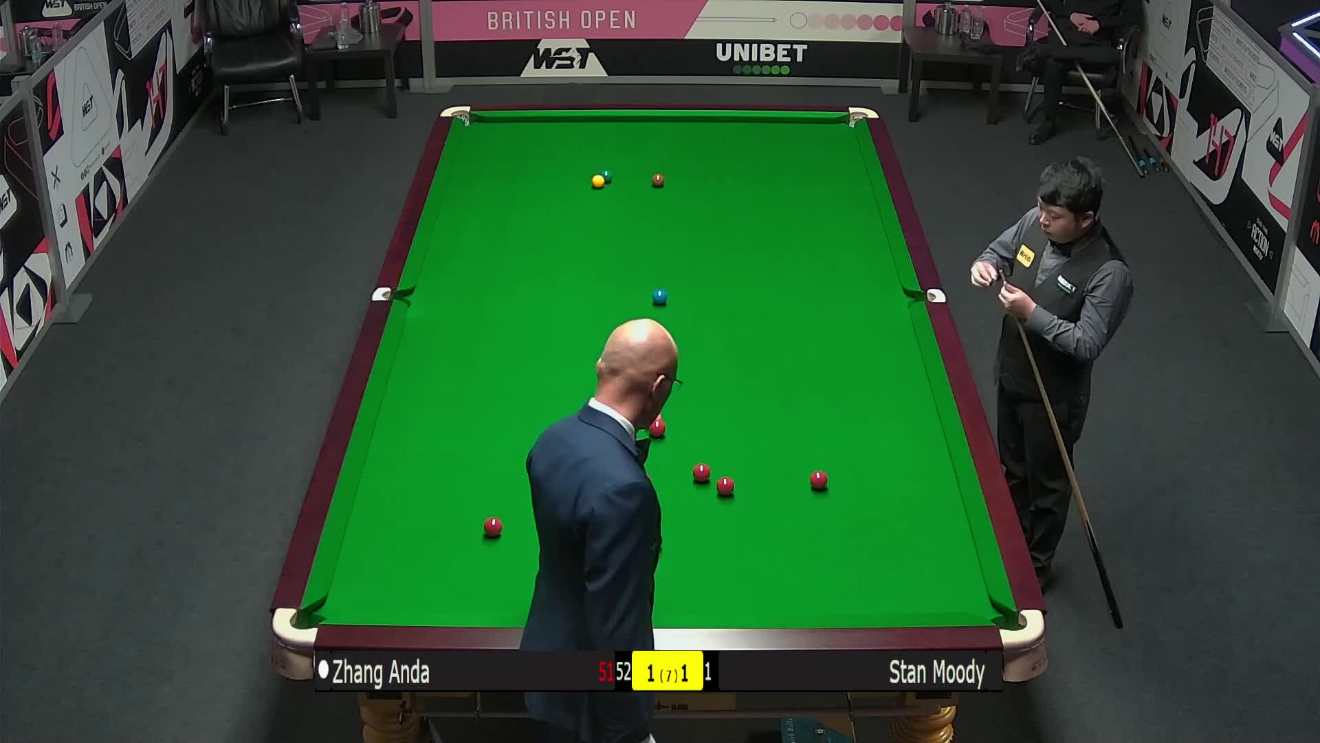 埃斯图皮尼 埃斯图皮尼